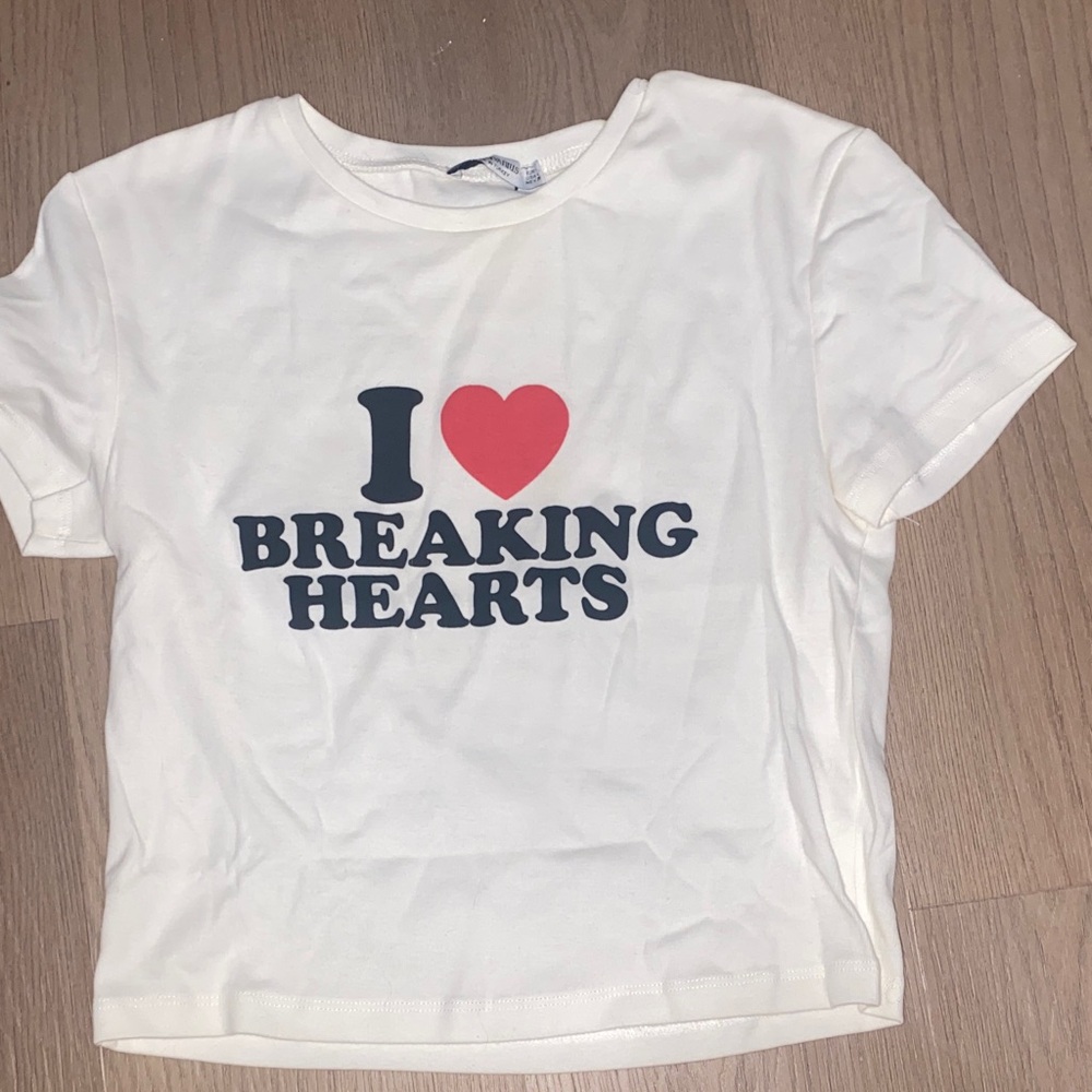 Stradivarius Cream Tee with Heart Print